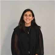 Profesora de español para extranjeros de diferentes nacionalidades y edades